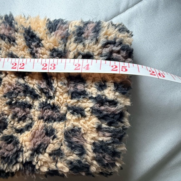 ✨NWT! Calvin Klein Women’s Leopard Print Faux Fur Zip-Up Jacket – Size XL - Picture 7 of 10